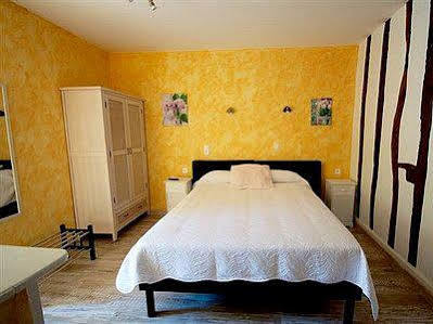 Logis Hotel Restaurant Metropole Mirande  Luaran gambar