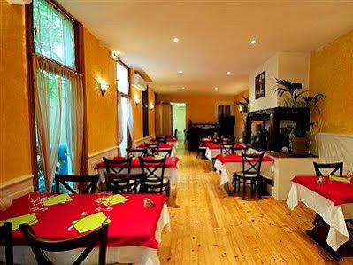 Logis Hotel Restaurant Metropole Mirande  Luaran gambar